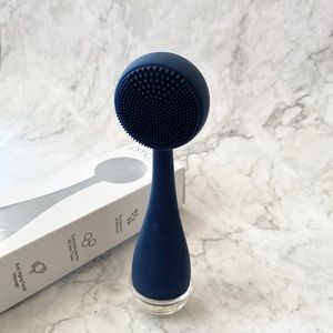 Used 🌏 PMD Clean Facial Cleansing Device